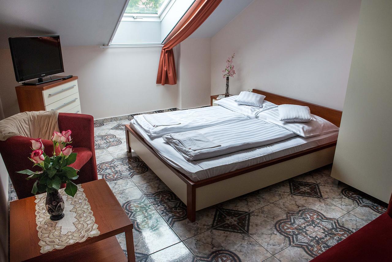Bl Luxus Apartman Szeged Exterior foto
